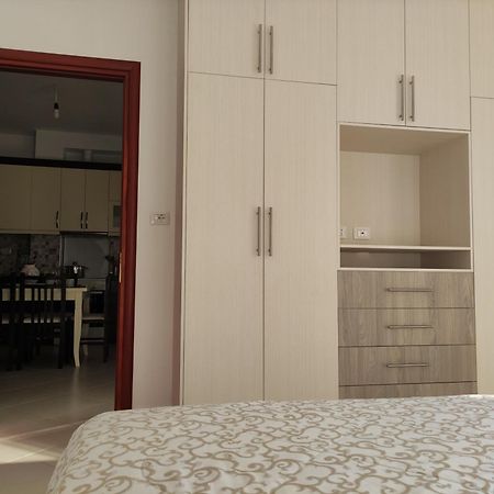 Ionia Apartments Sarandë Buitenkant foto
