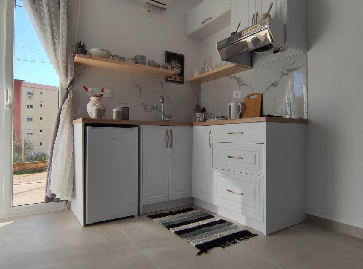 Ionia Apartments Sarandë Buitenkant foto