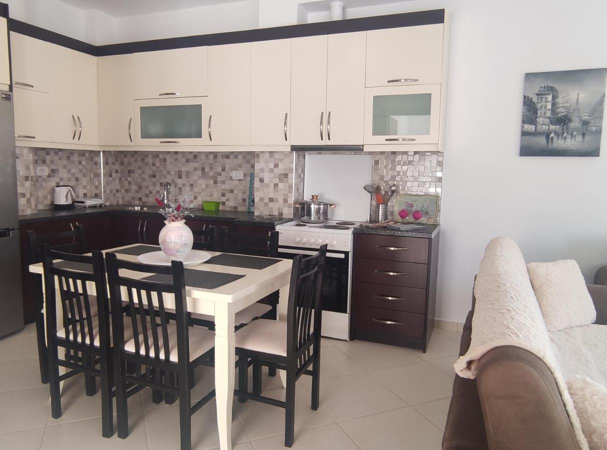 Ionia Apartments Sarandë Buitenkant foto