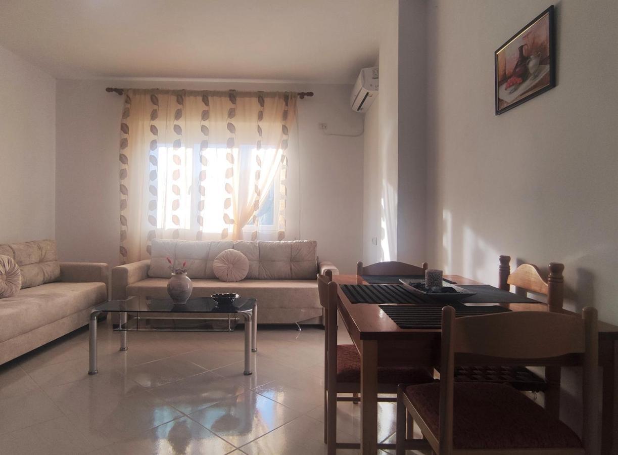 Ionia Apartments Sarandë Buitenkant foto
