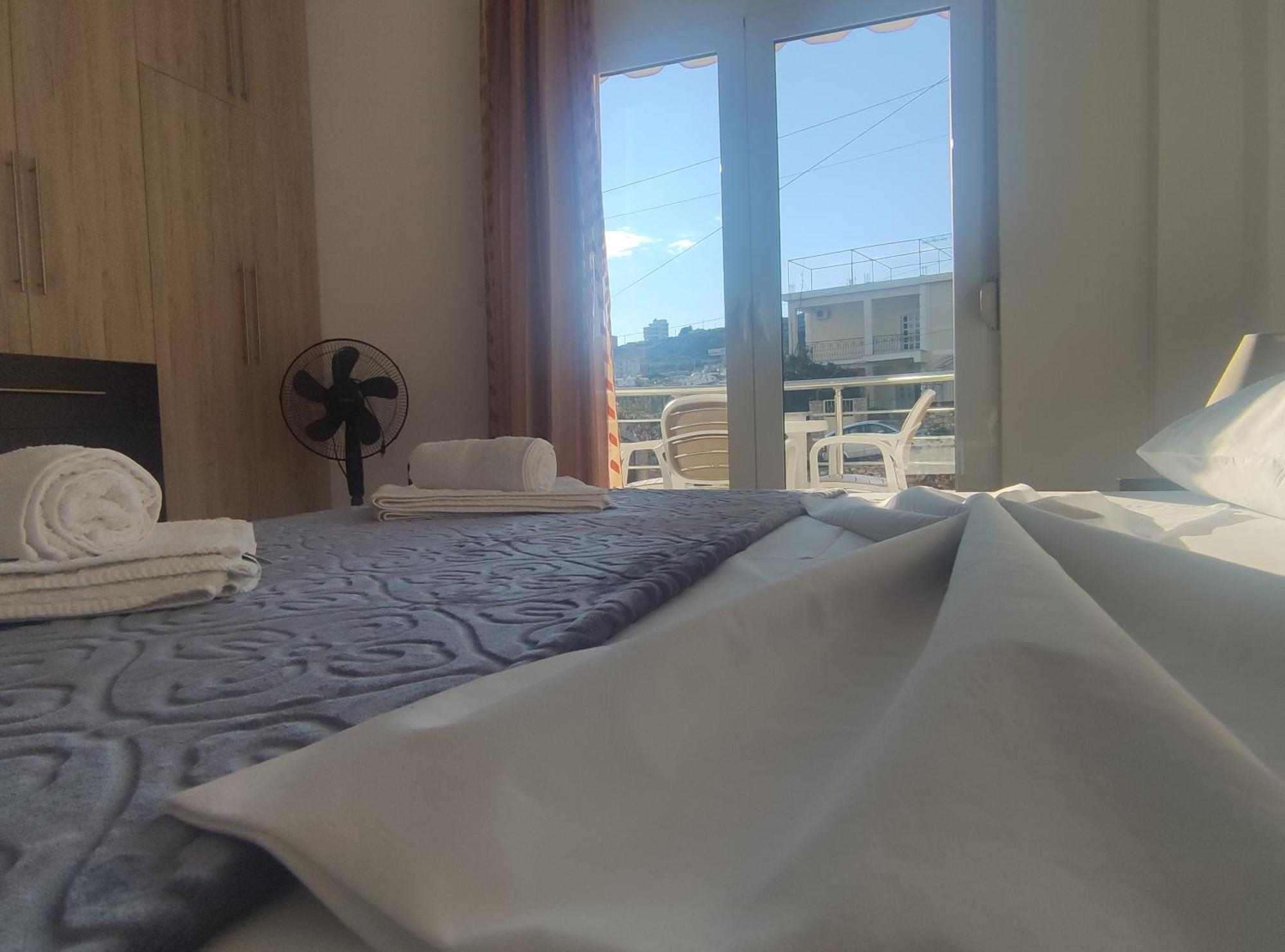 Ionia Apartments Sarandë Buitenkant foto